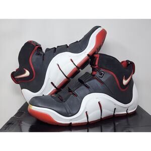 2006 Nike LeBron 4 OG BLACK RED 314647-011 Size 11 WORN